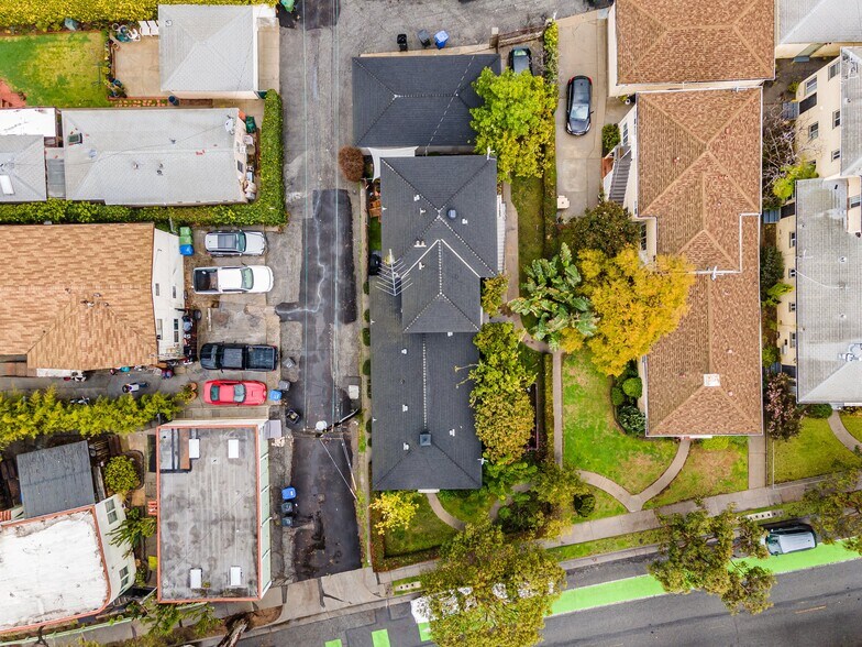 More Photos Of 2117 Stewart St, Santa Monica Apartments For Sale