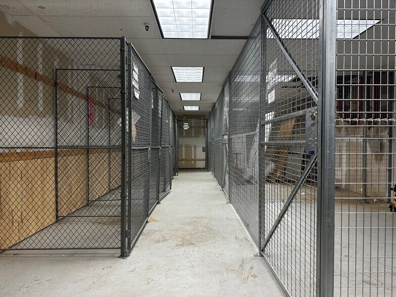 More Photos Of 2850 Youngfield St, Lakewood Office For Sale