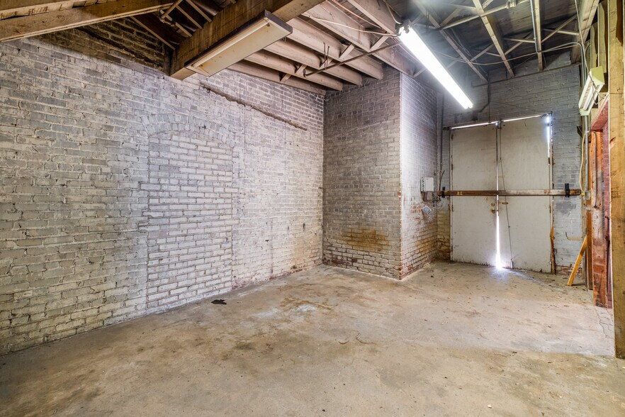 More Photos Of 109 Hampton St, Rock Hill Storefront Retail Office For Sale