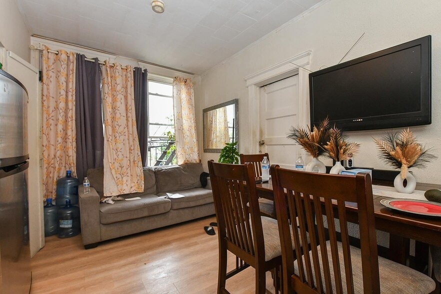 More Photos Of 604 21st St, Union City Apartments For Sale