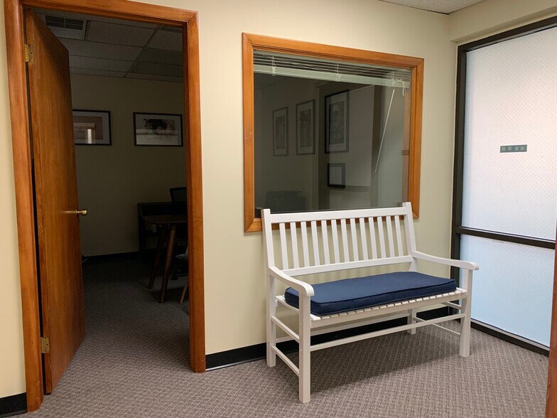 More Photos Of 55 S Progress Ave, Harrisburg Office For Sale