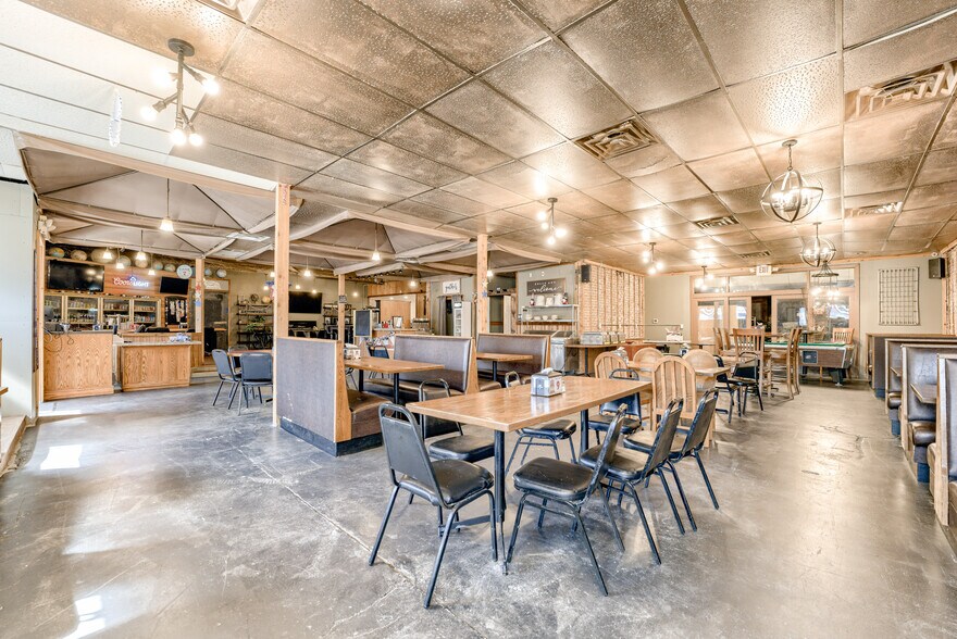 More Photos Of 644 Main St, North Bend Restaurant For Sale