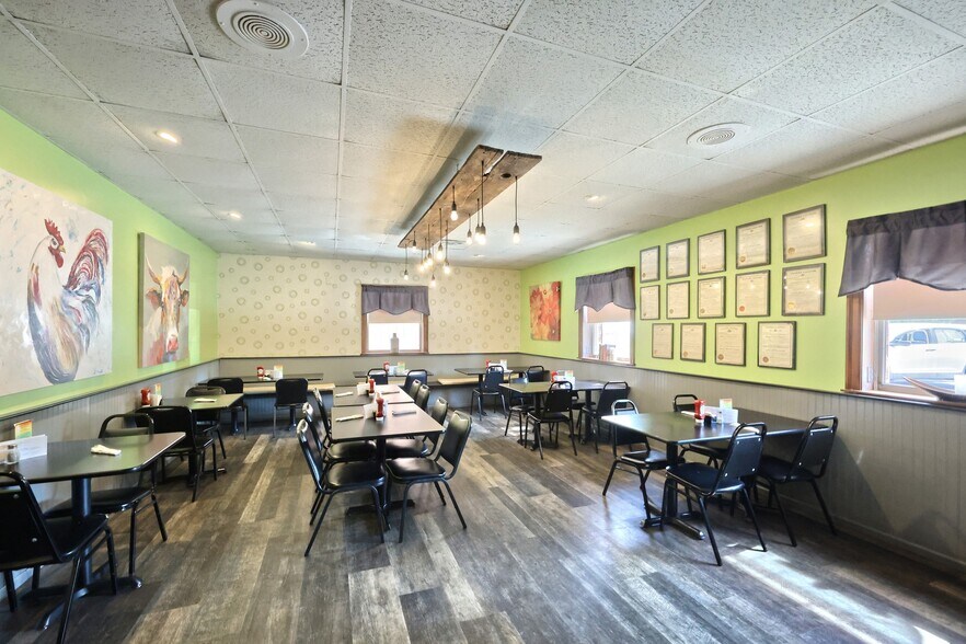 More Photos Of 1 Cherry St, Seven Valleys Storefront Retail Residential For Sale