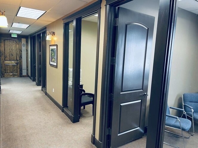 More Photos Of 623 E Fort Union Blvd, Midvale Medical For Sale