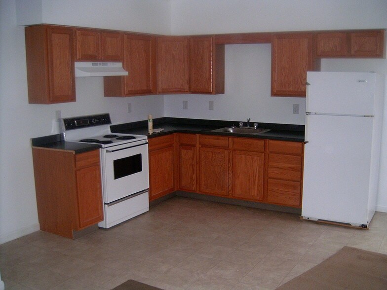 More Photos Of 2300 Jessup St, Wilmington Specialty For Sale
