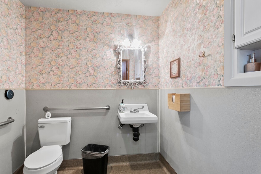 More Photos Of 7070 Palm Ave, Highland Specialty For Sale