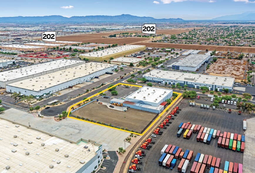 More Photos Of 602 S 65th Ave, Phoenix Warehouse For Lease