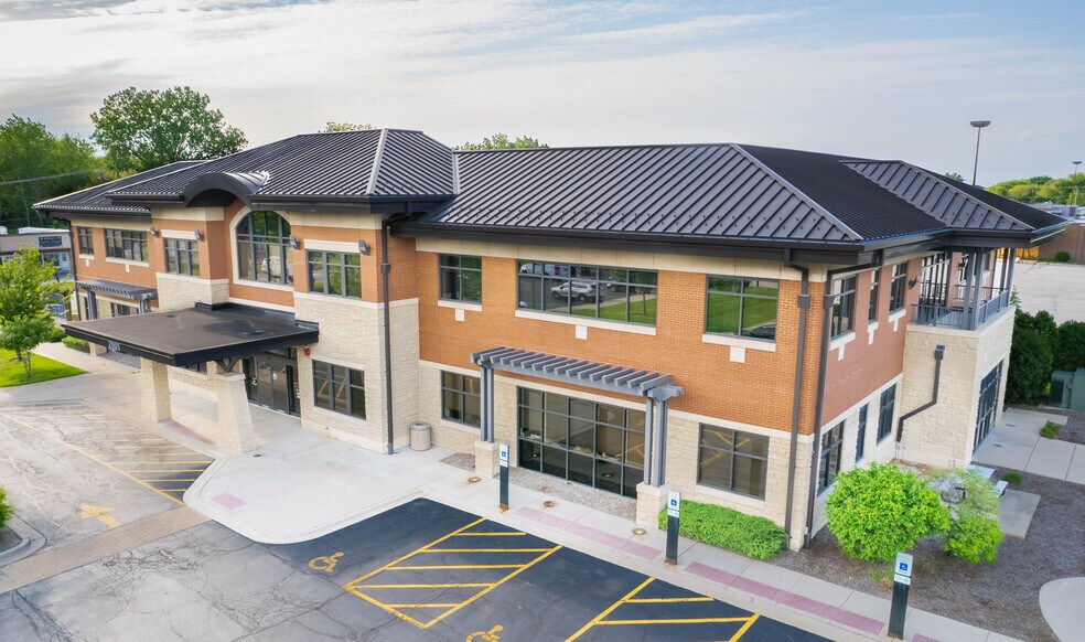 More Photos Of 2001 N Gary Ave, Wheaton Medical For Lease