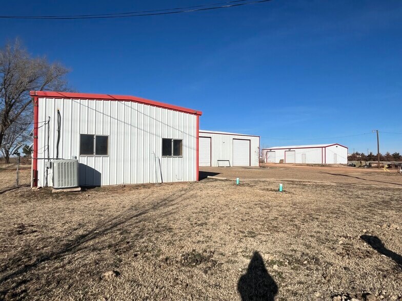 More Photos Of 11603 N Fm 2528, Lubbock Warehouse For Lease
