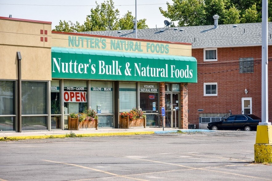 More Photos Of 2621 5th Ave, Scottsbluff Storefront Retail Office For Sale