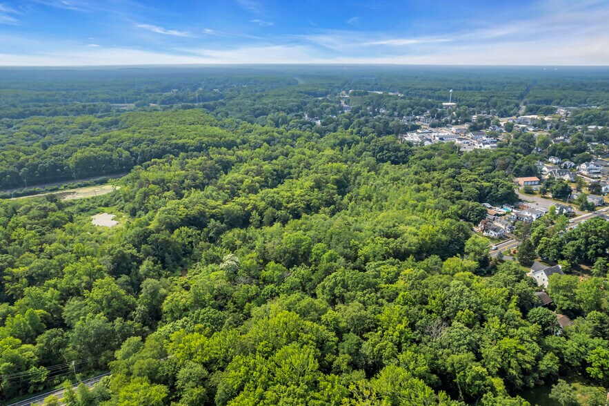 More Photos Of 51 Asbury Rd, Farmingdale Land For Sale