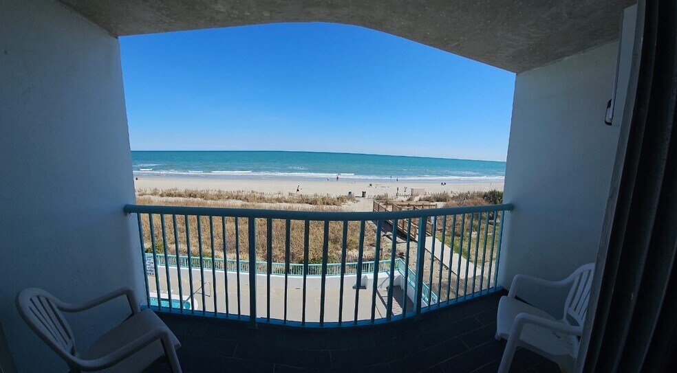 More Photos Of 1901 S Ocean Blvd, Myrtle Beach Hotel For Sale