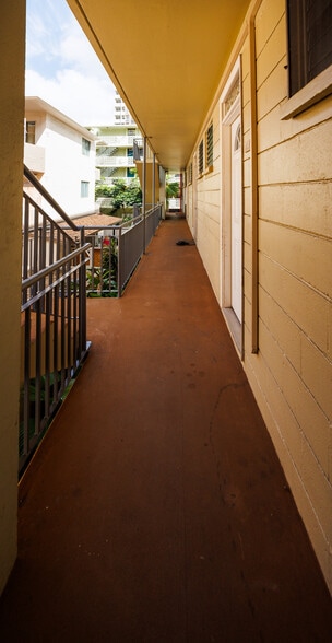 More Photos Of 254 Kaiulani Ave, Honolulu Apartments For Sale