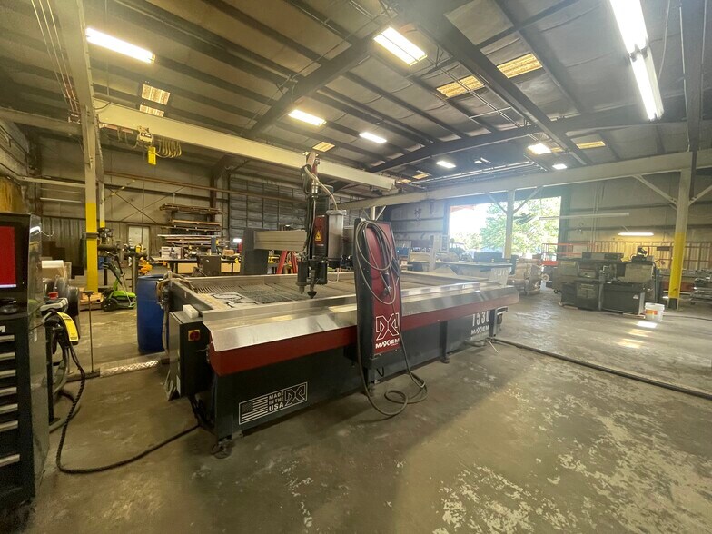 More Photos Of 3209 S Church St, Rocky Mount Warehouse For Lease