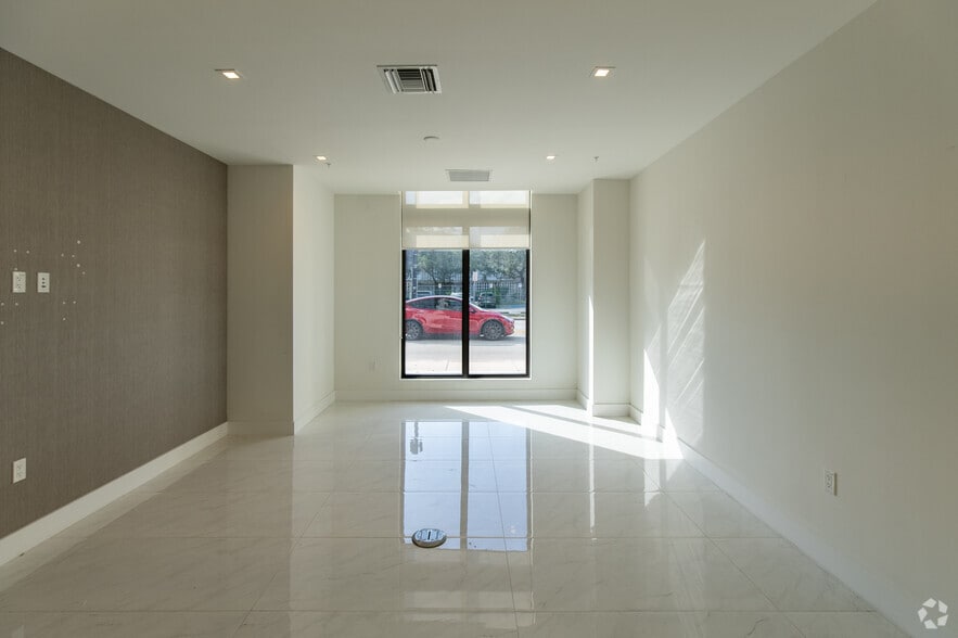 More Photos Of 301 Altara Ave, Coral Gables Apartments For Sale