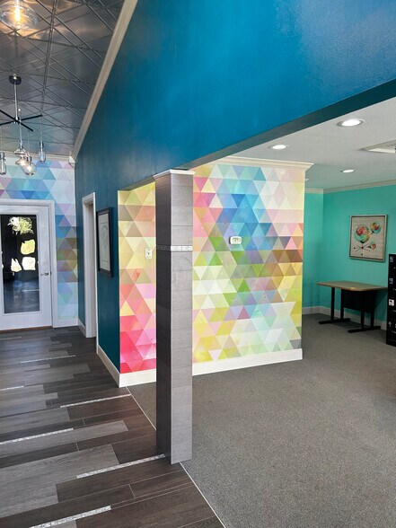 More Photos Of 217 N Mound St, Nacogdoches Office For Lease