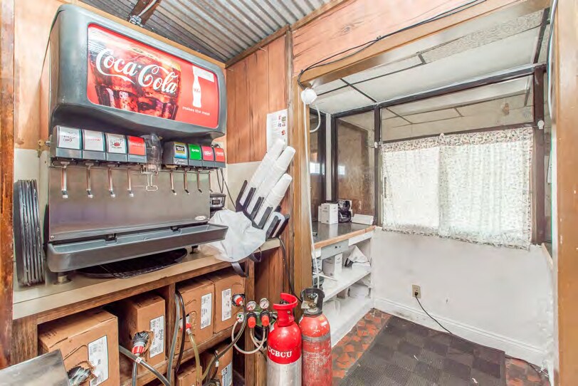 More Photos Of 7310 Highway 182 E, Morgan City General Retail For Sale