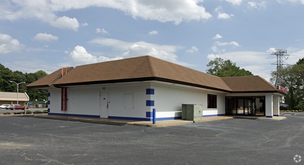 More Photos Of 4340 George Washington Mem Hwy, Yorktown Freestanding For Sale