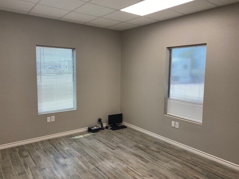 More Photos Of 6421 S FM 1788, Midland Warehouse For Lease