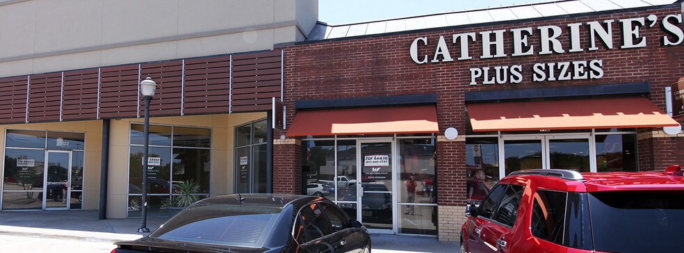 More Photos Of 3810-3830 S Cooper St, Arlington Unknown For Sale