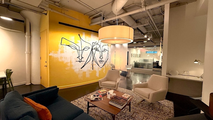 More Photos Of 119 Spadina Ave, Toronto Loft Creative Space For Lease