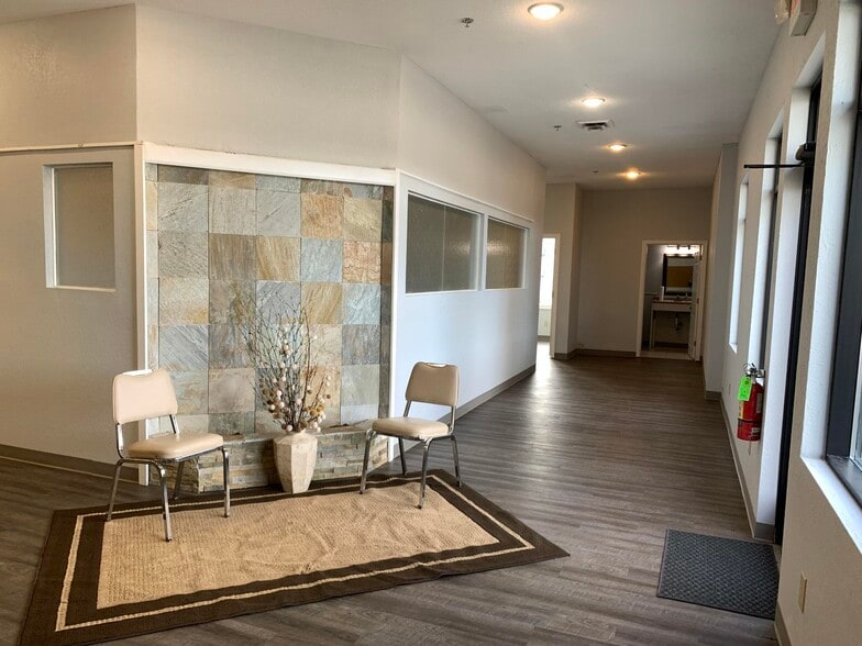 More Photos Of 2301-2359 Silvernail Rd, Pewaukee Unknown For Lease