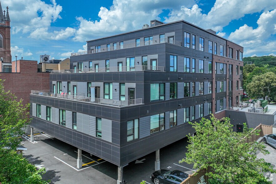 More Photos Of 166 Main St, Watertown Apartments For Lease