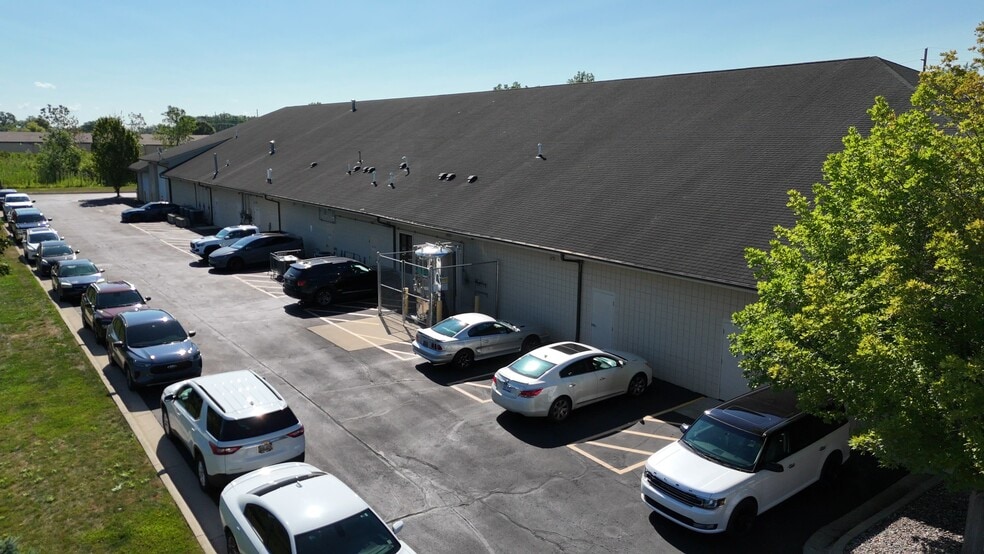 More Photos Of 20372 Van Horn Rd, Woodhaven General Retail For Sale