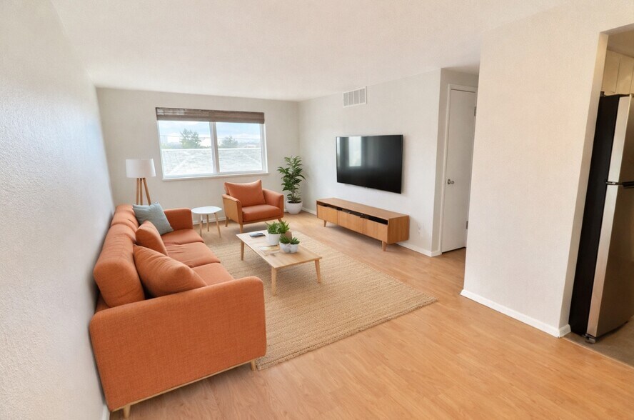 More Photos Of 809-825 Oak St, Lakewood Apartments For Sale
