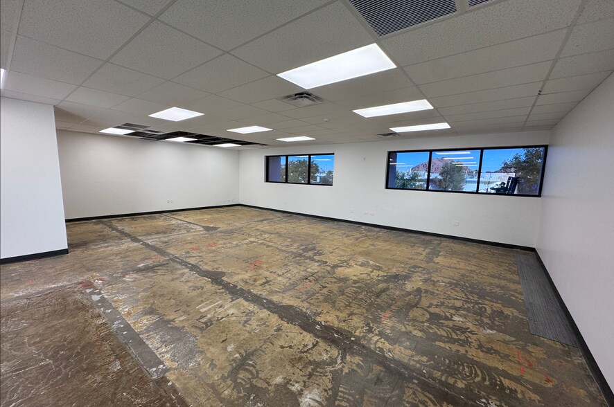 More Photos Of 4801 E McDowell Rd, Phoenix Medical For Sale