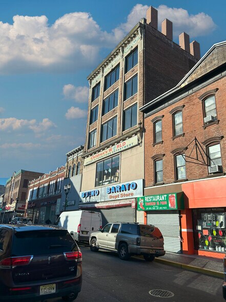 More Photos Of 3711 Bergenline Ave, Union City Storefront Retail Office For Sale