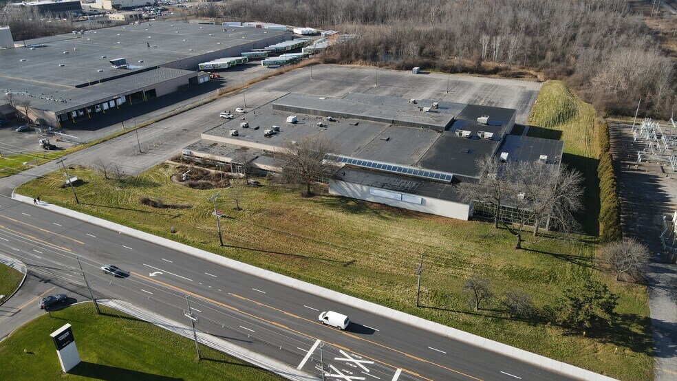 More Photos Of 3111 Winton Rd S, Rochester Office For Lease