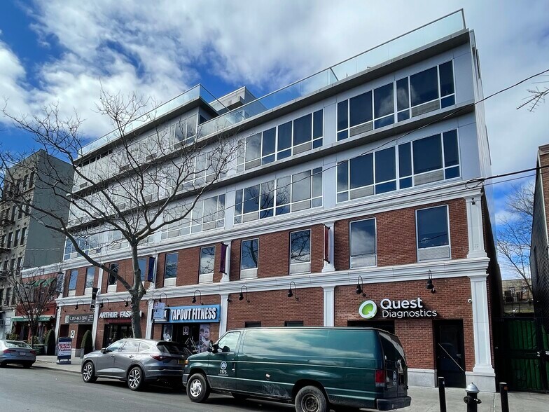 Primary Photo Of 2409-2415 Arthur Ave, Bronx Apartments For Lease