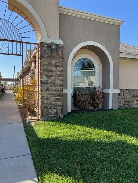 More Photos Of 4607 N Cypress St, Pharr Apartments For Sale