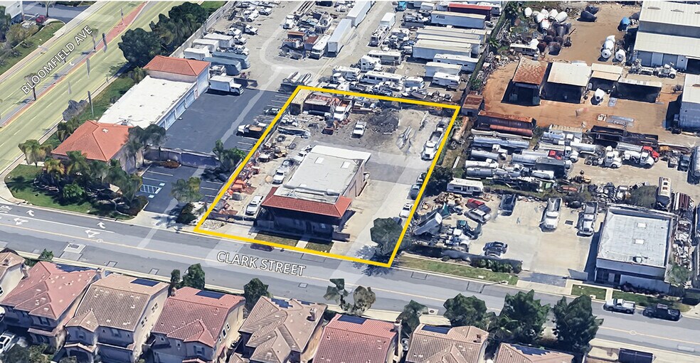 More Photos Of 12536 Clark St, Santa Fe Springs Contractor Storage Yard For Sale