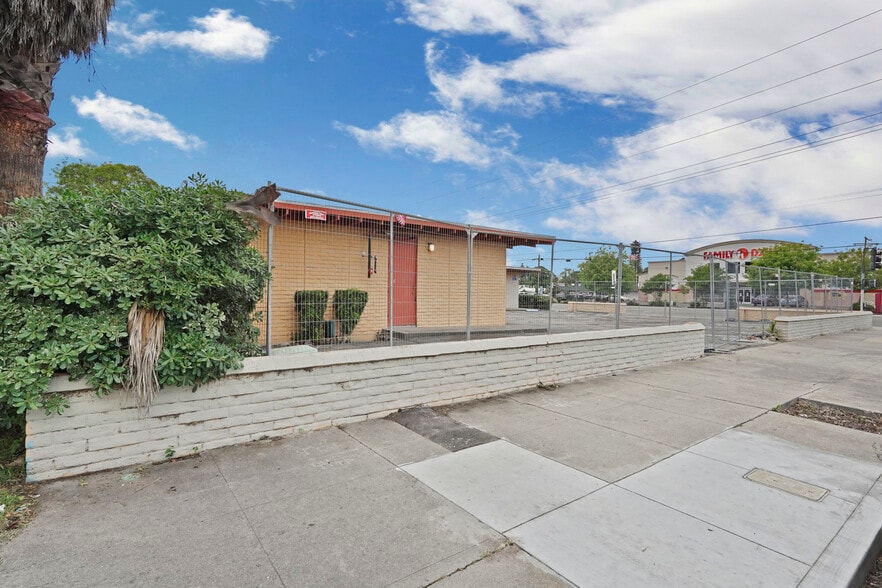 More Photos Of 512 W Harding Way, Stockton Medical For Sale