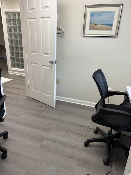More Photos Of 1 Britton Pl, Voorhees Medical For Lease