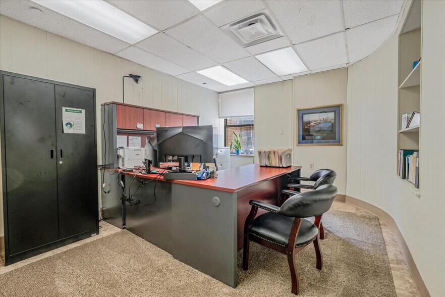 More Photos Of 723 Braddock Ave, Braddock Office For Sale