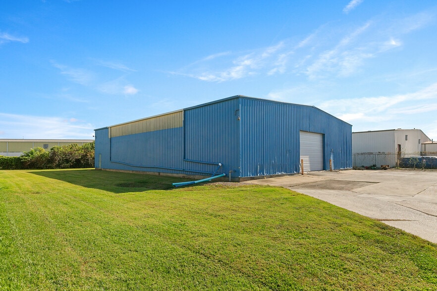 More Photos Of 533 Coolidge St, New Orleans Warehouse For Sale