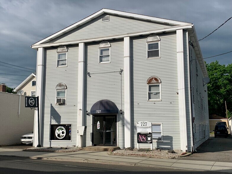More Photos Of 725-727 Campbell Ave, West Haven Office For Lease