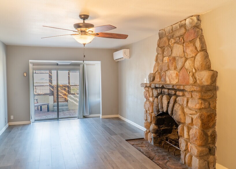 More Photos Of 74707 Sunset Dr, Twentynine Palms Specialty For Sale