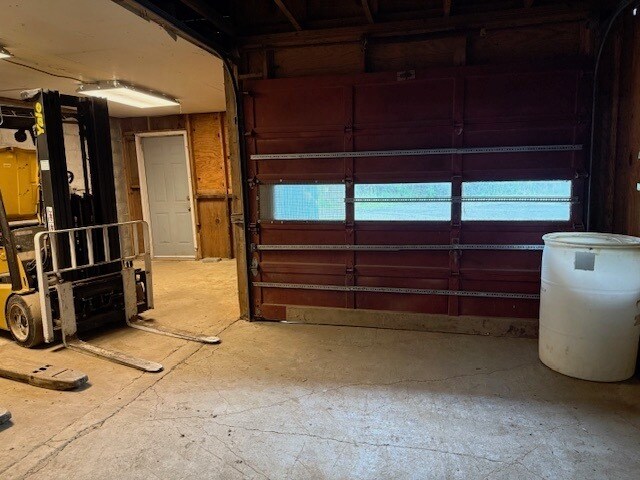 More Photos Of 2514 Foundry Pl, Clayville Industrial For Sale