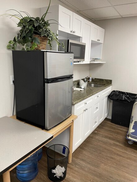 More Photos Of 343-351 Spook Rock Rd, Suffern Office For Sale