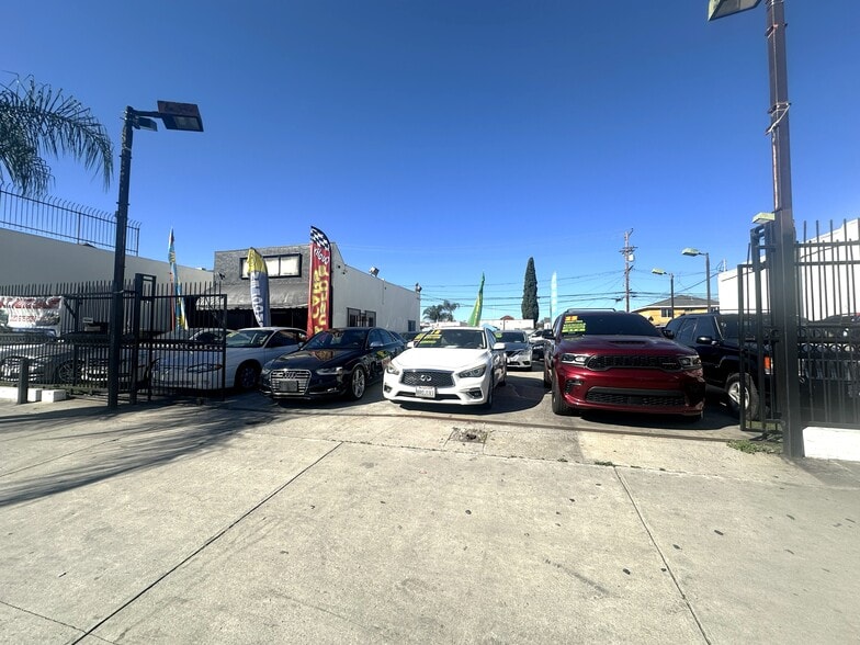 More Photos Of 719 S Atlantic Blvd, East Los Angeles Auto Dealership For Sale