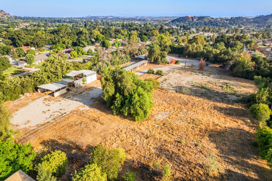 More Photos Of 1449 E Bennett Ave, Glendora Land For Sale