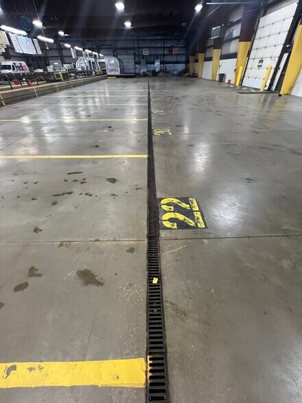 More Photos Of 3017 W 17th St, Erie Warehouse For Sale