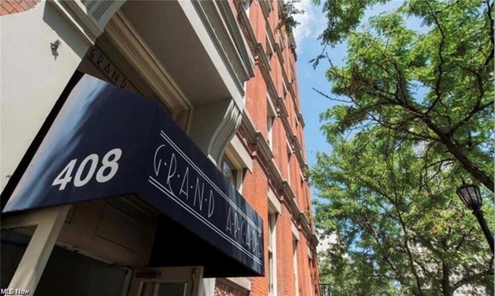 More Photos Of 408 W St Clair Ave, Cleveland Multifamily For Sale