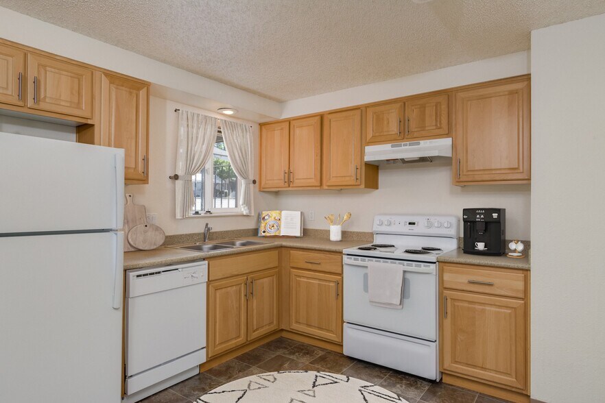 More Photos Of 440 NW 23rd St, Corvallis Apartments For Sale