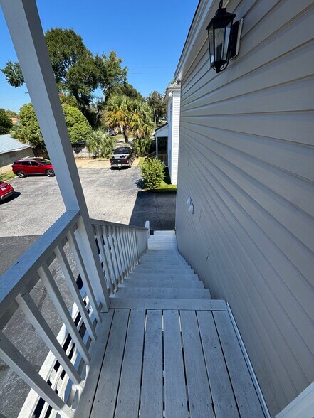 More Photos Of 1113 N 9th Ave, Pensacola Freestanding For Sale