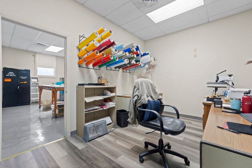 More Photos Of 1349-1355 Dixwell Ave, Hamden Warehouse For Sale